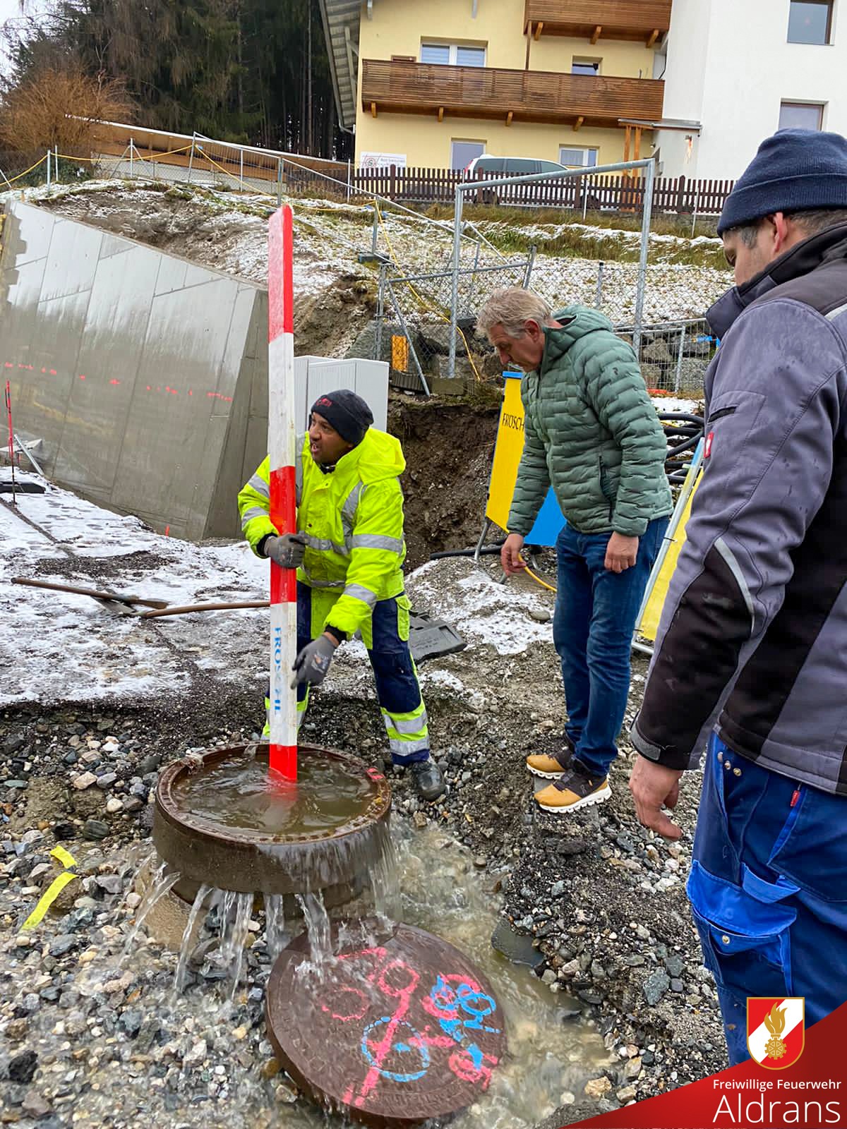 Wasserschaden durch Starkregen - Freiwillige Feuerwehr Aldrans